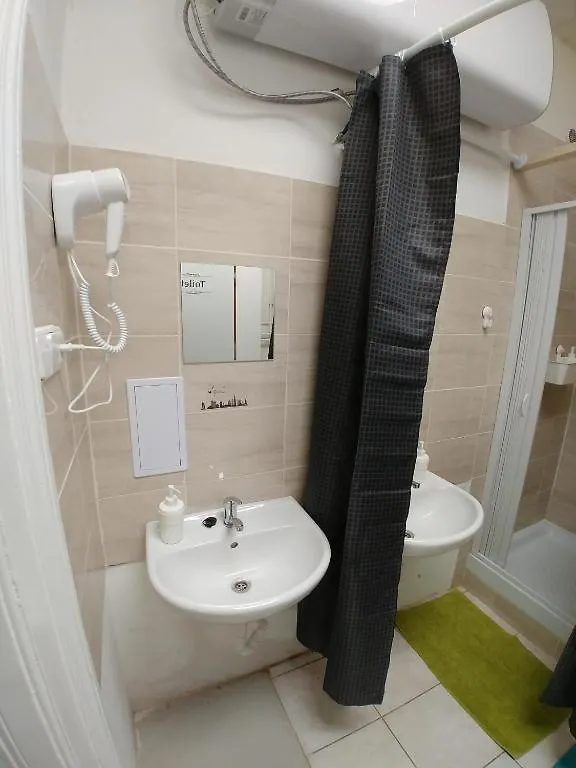 Cozy Rooms, 10 Min By Walk To The Center 브르노 체코