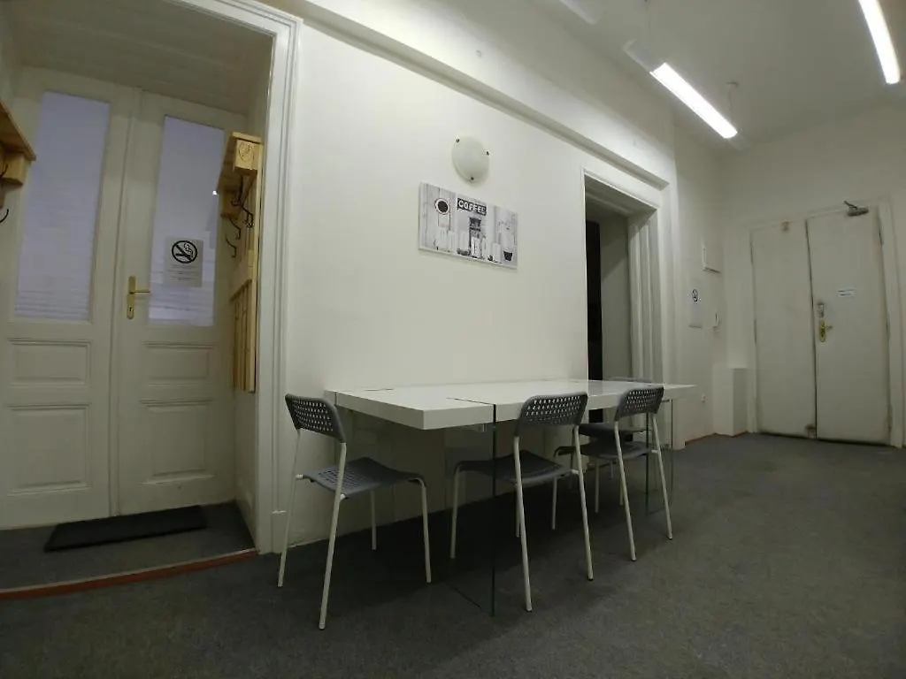 Cozy Rooms, 10 Min By Walk To The Center Brno